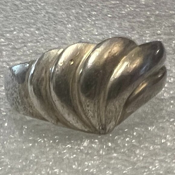 Vtg Sterling Silver Swirl Fluted Domed Band Ring size 5.5 stamped 925 & NF 9.14m - Picture 7 of 12